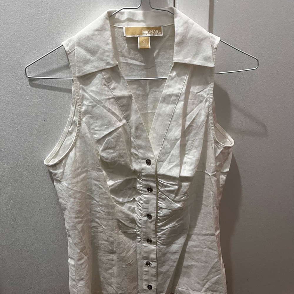 Michael Kors Cream Sleeveless Ruched Button Front Blouse